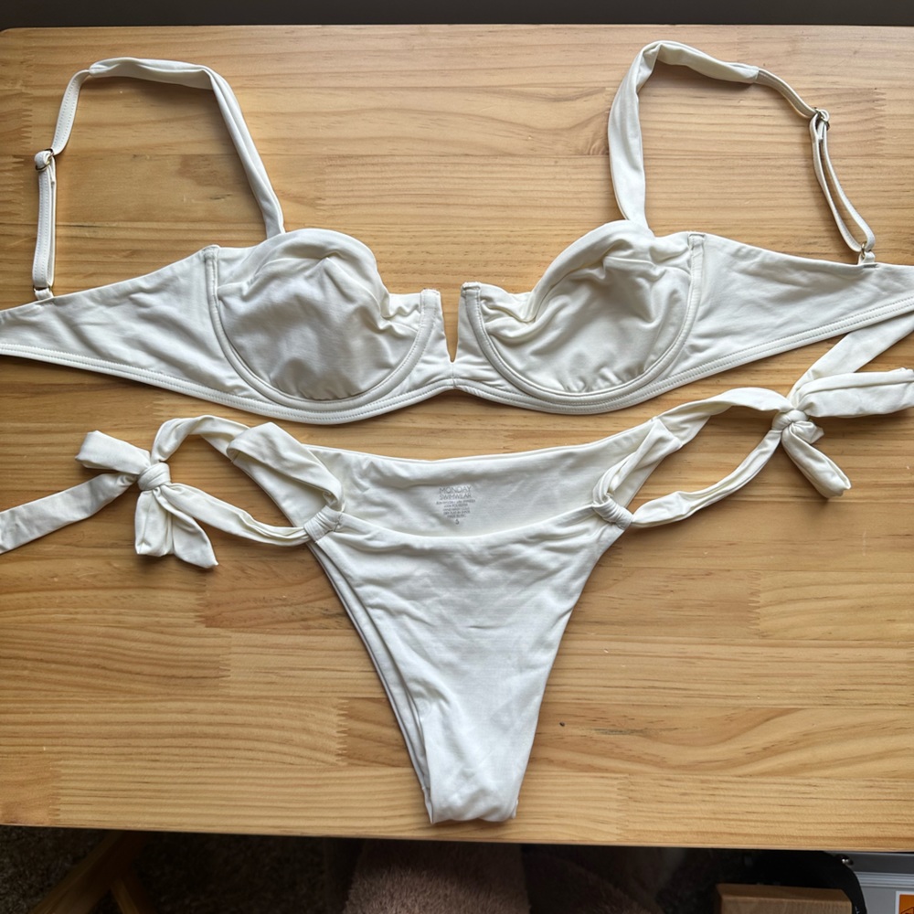 Monday Swimwear White Underwire Bikini Set